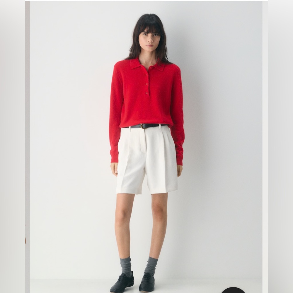 Aritzia Effortless Shorts 7 inch inseam light Birch in crepette fabric size 8